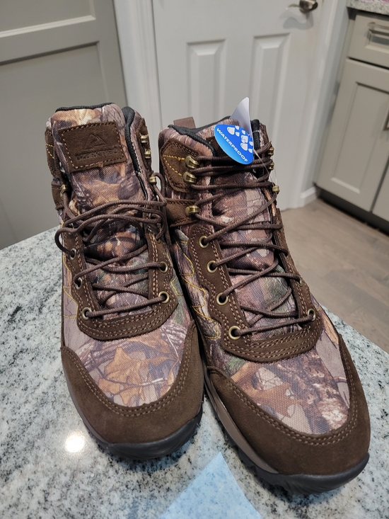 Ozark Trail Other - Ozark Trail Camo Hunting Boots - Brown/Green Pattern